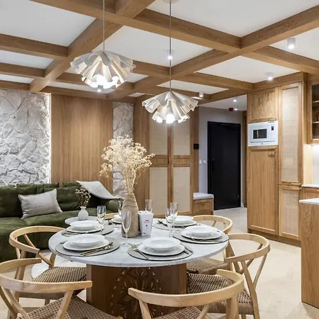 Apartahotel Sosnica & Zakopane