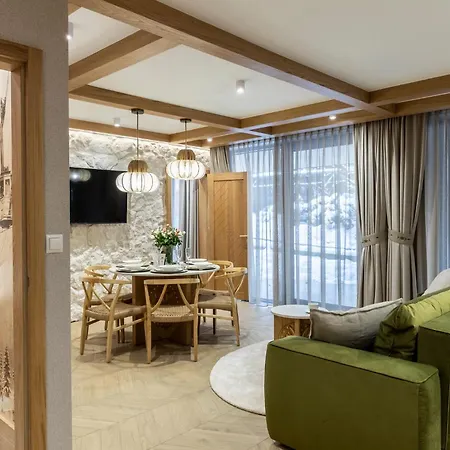 Apartahotel Sosnica & 4*